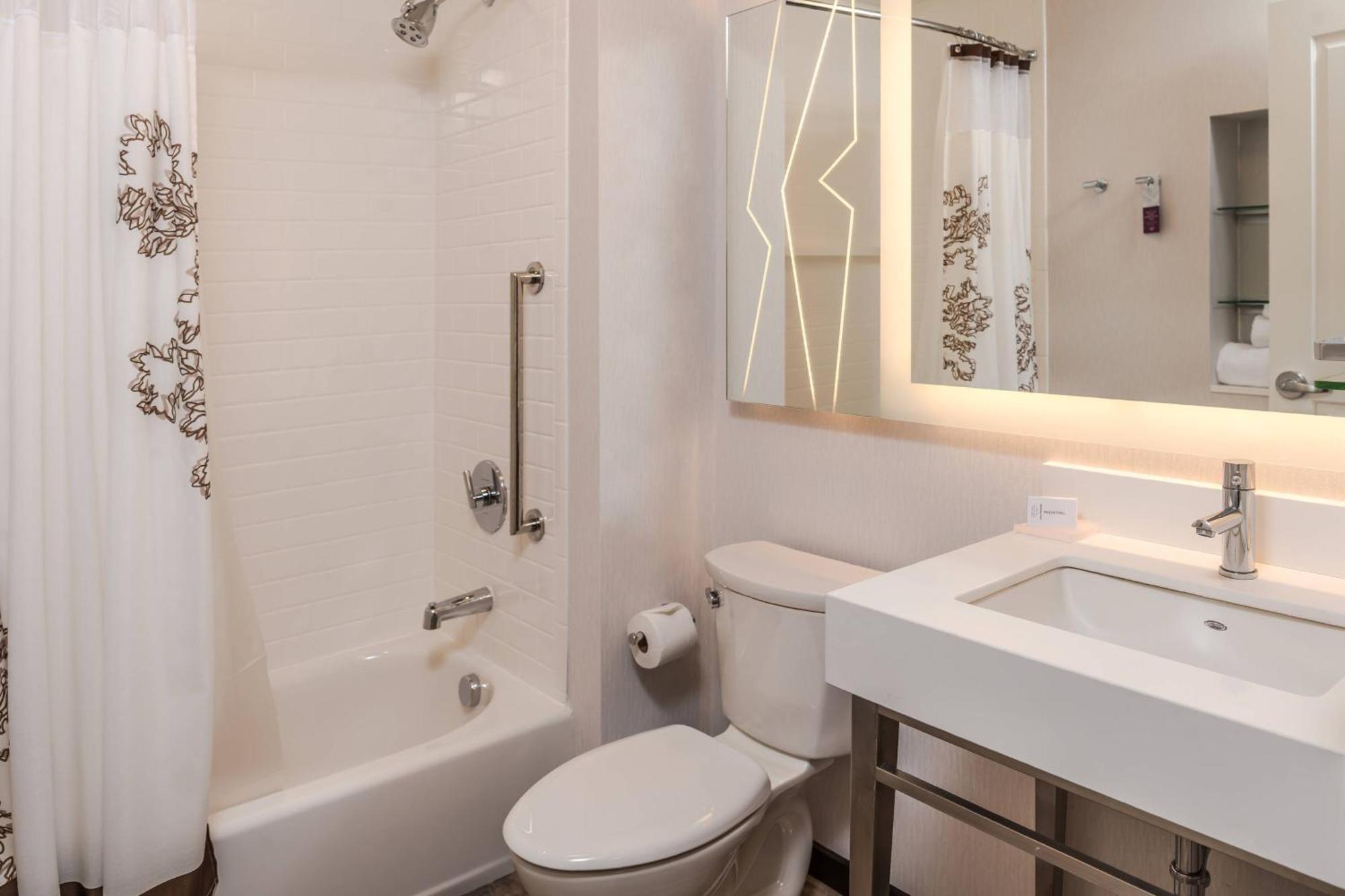 Residence Inn By Marriott Pittsburgh Oakland/University Place Bagian luar foto