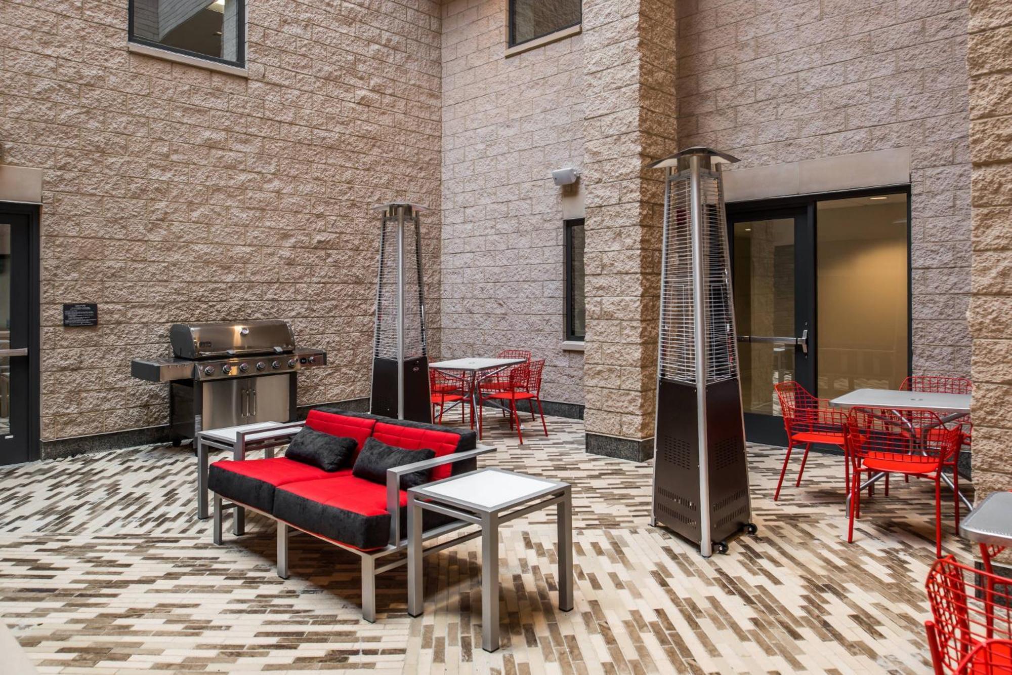Residence Inn By Marriott Pittsburgh Oakland/University Place Bagian luar foto